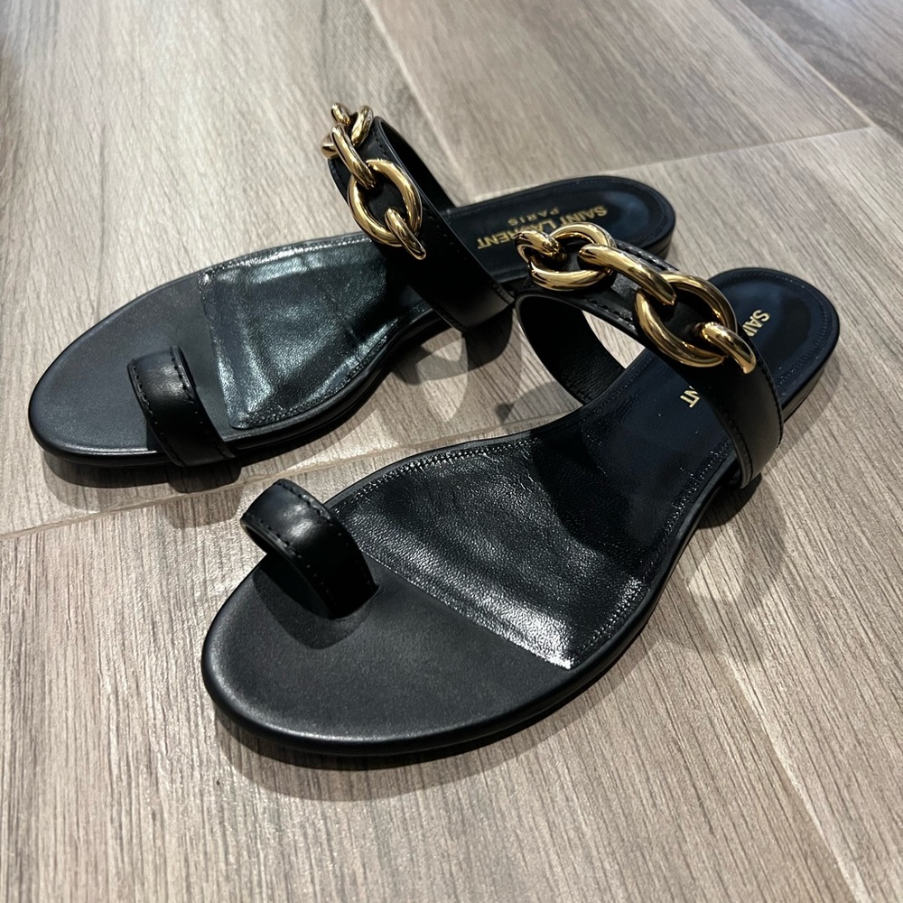 Saint Laurent Le Maillon Sandal 38